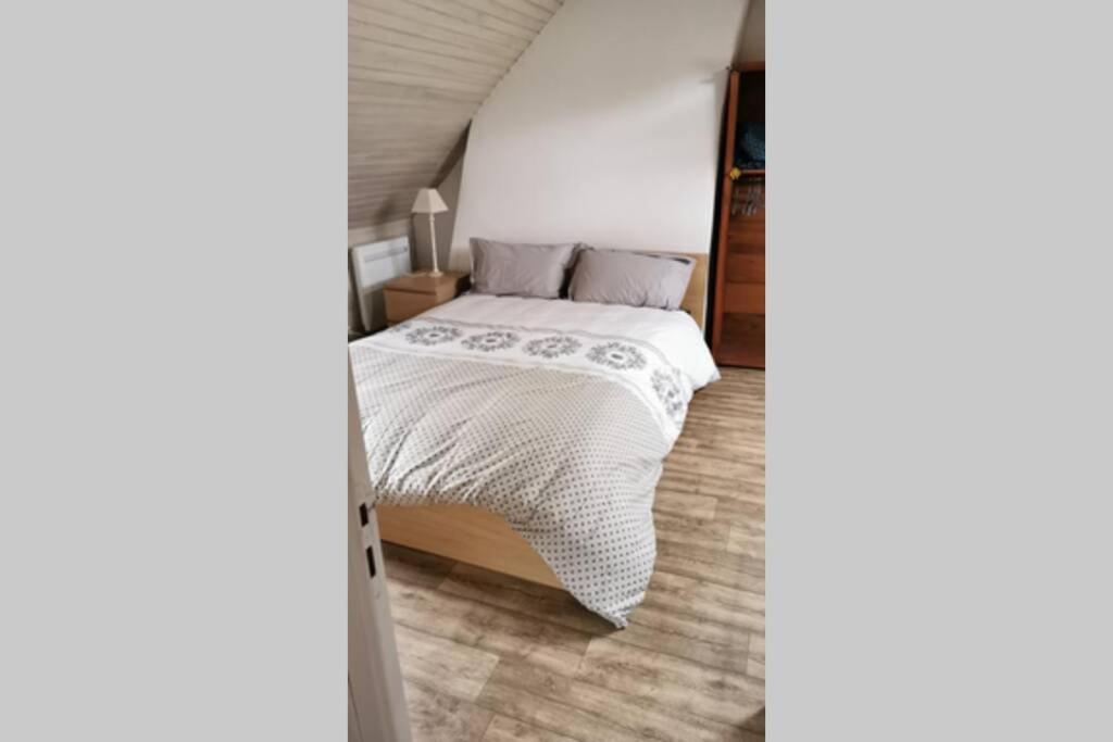 Petite Maison Dans Les Monts D'Arree Ty Coz Commana Exteriér fotografie