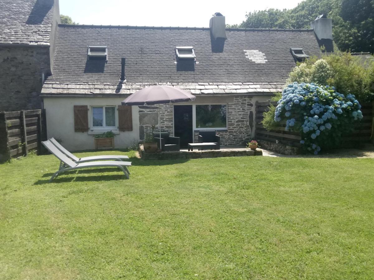 Petite Maison Dans Les Monts D'Arree Ty Coz Commana Exteriér fotografie